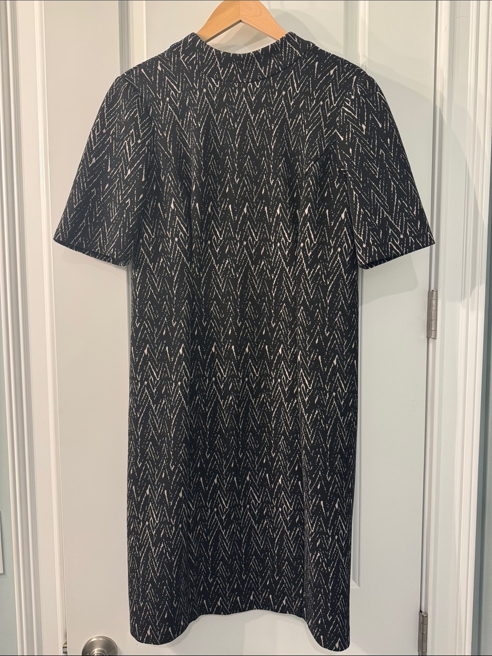 Eliza J Black Chevron Short-Sleeve Midi Dress with Subtle Silver Detail